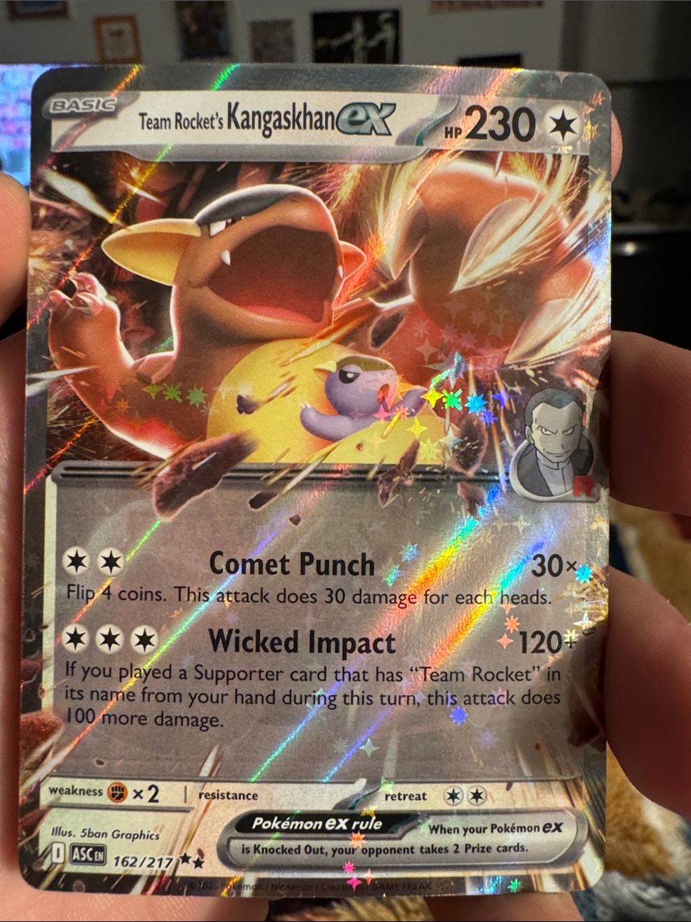 Team Rocket's Kangaskhan EX Holo Pokémon Card - Yellow/Brown